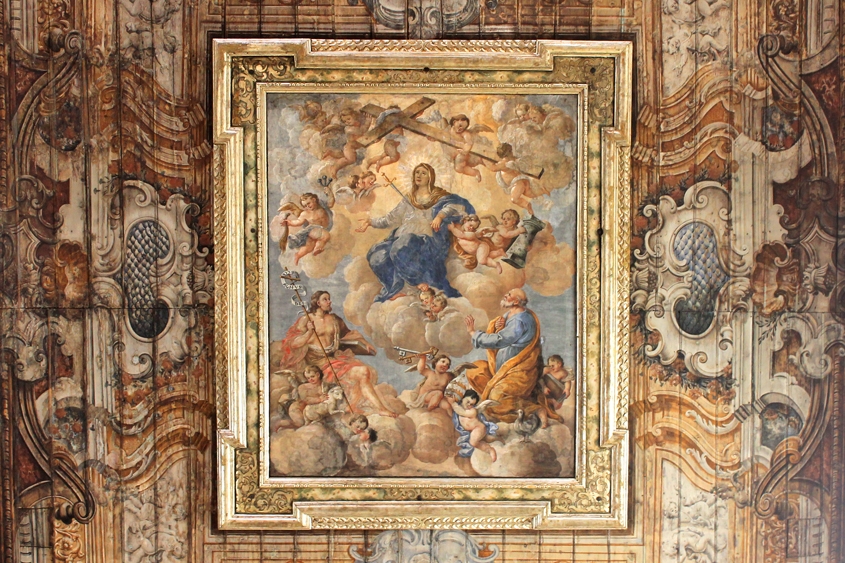 The decorated vault 
